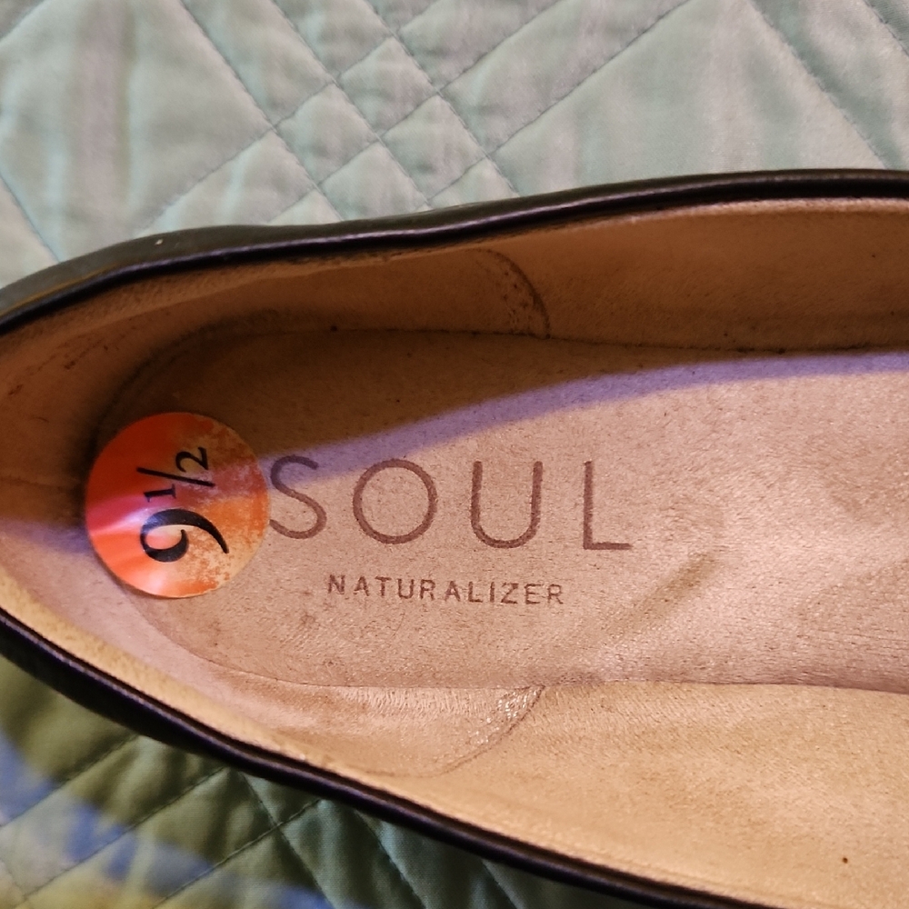 SOUL Naturalizer Women's Black Loafers